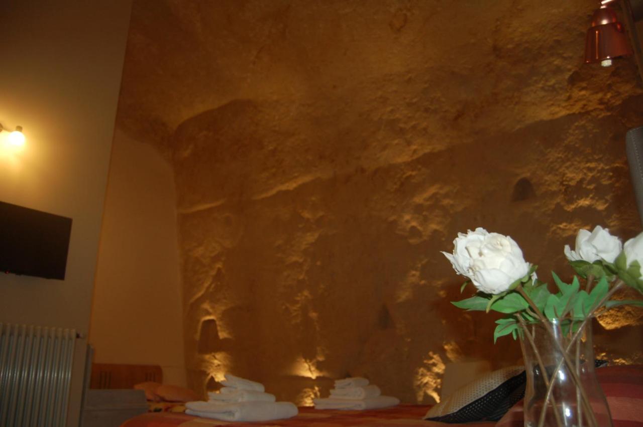 Le 2 Gravine Nei Sassi Villa Matera Exteriör bild